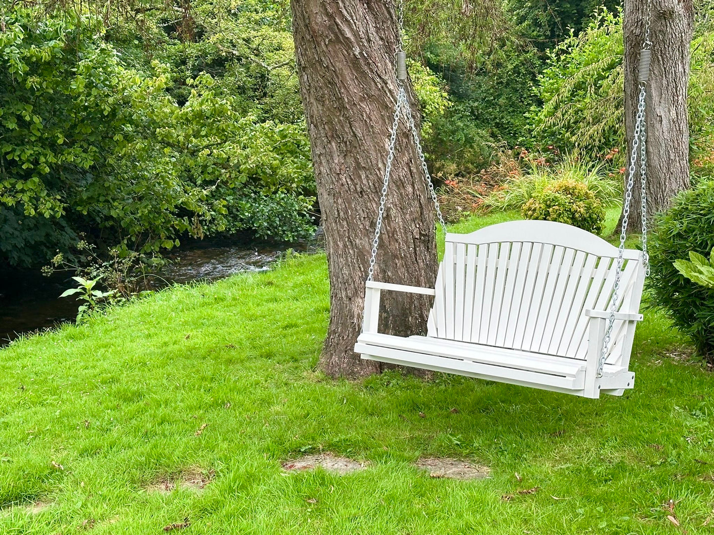 The Kensington Swing Cradle