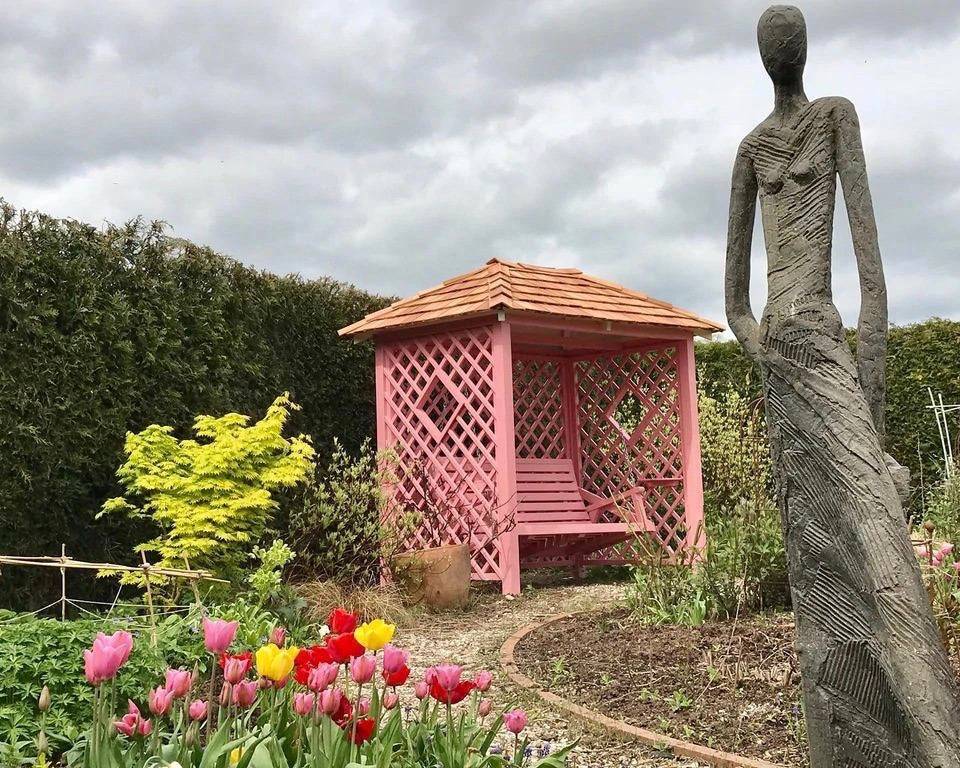 Bespoke colour swing seat