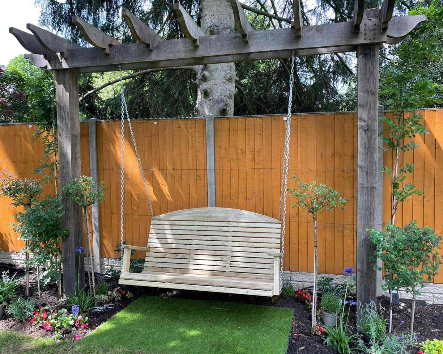 Garden swing seat 